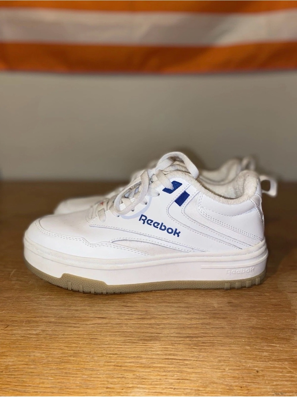 Reebok Reevamp 400007818 Women's Sneaker Athletic Basketball Leather 8.5 White.